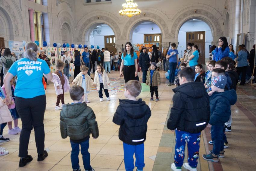 Peste 300 de inimi au fost &bdquo;&Icirc;MPREUNĂ&rdquo; pentru Super Eroii Albaștri ai Galațiului