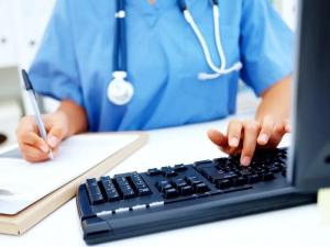 ANAF „intră” în cabinetele medicale